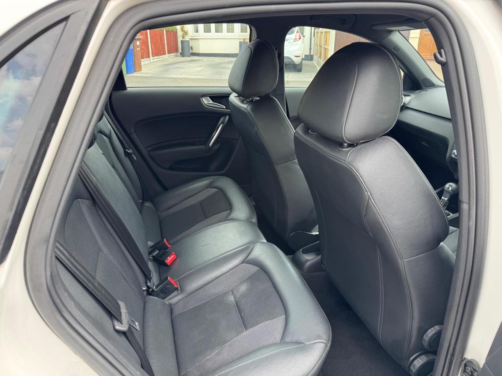 Audi A1 1.4 TFSI S line Sportback S Tronic Euro 6 (s/s) 5dr