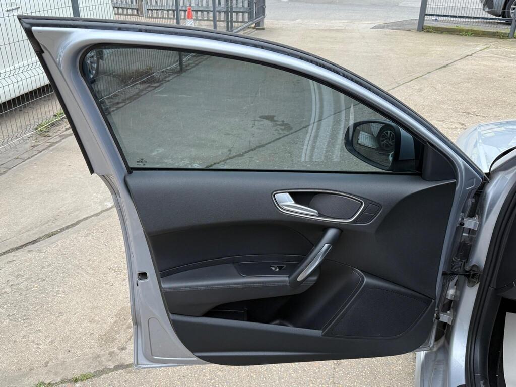 Audi A1 1.4 TFSI CoD S line Sportback S Tronic Euro 6 (s/s) 5dr