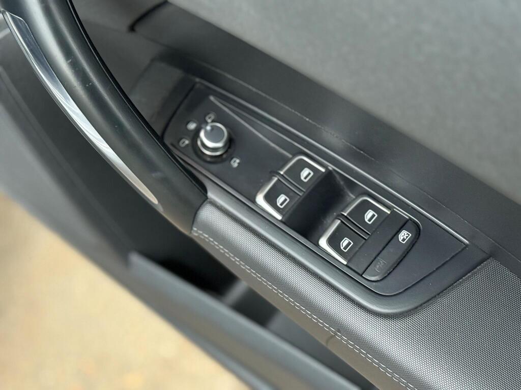 Audi A1 1.4 TFSI CoD S line Sportback S Tronic Euro 6 (s/s) 5dr